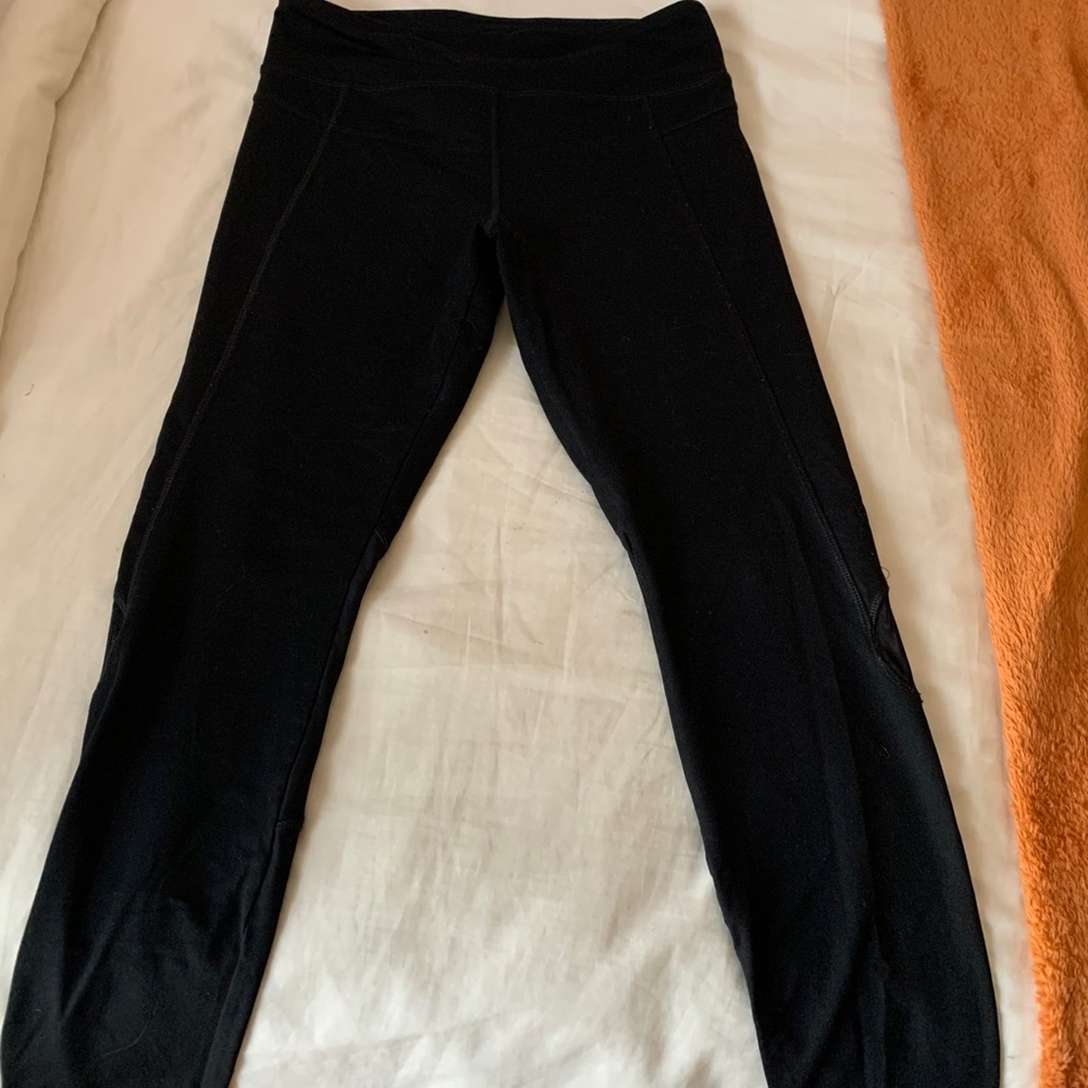 Black mesh leggings